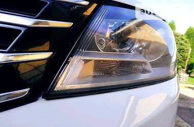 Седан Volkswagen Passat 2012 в 