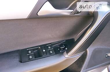 Седан Volkswagen Passat 2012 в 