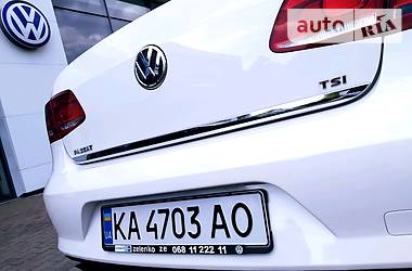 Седан Volkswagen Passat 2012 в 
