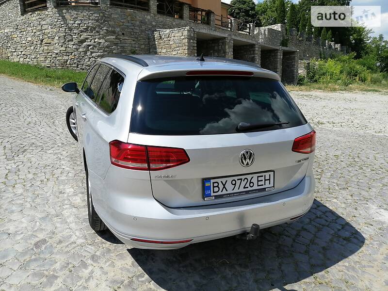 Універсал Volkswagen Passat 2015 в Кам'янець-Подільському