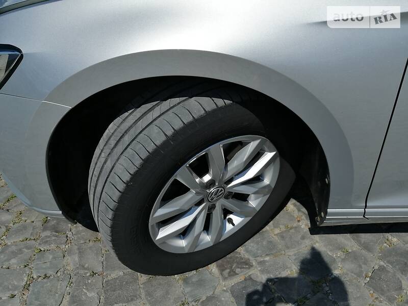 Універсал Volkswagen Passat 2015 в Кам'янець-Подільському