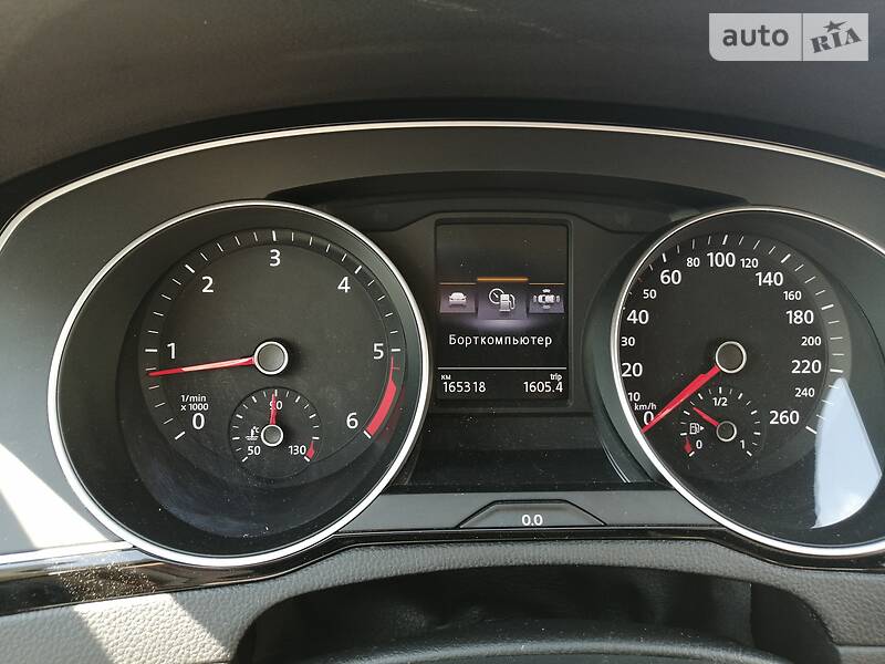 Універсал Volkswagen Passat 2015 в Кам'янець-Подільському