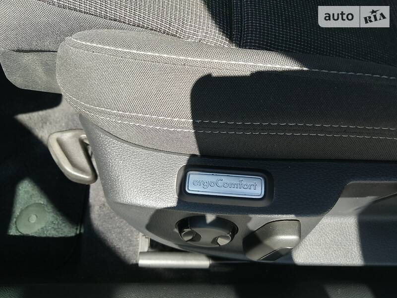 Універсал Volkswagen Passat 2015 в Кам'янець-Подільському