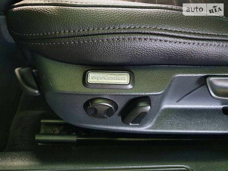 Універсал Volkswagen Passat 2015 в Вінниці
