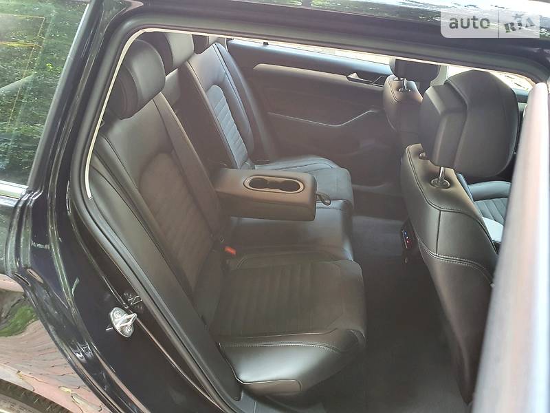 Універсал Volkswagen Passat 2015 в Вінниці