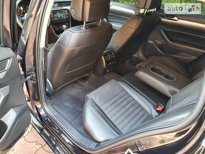 Універсал Volkswagen Passat 2015 в Вінниці