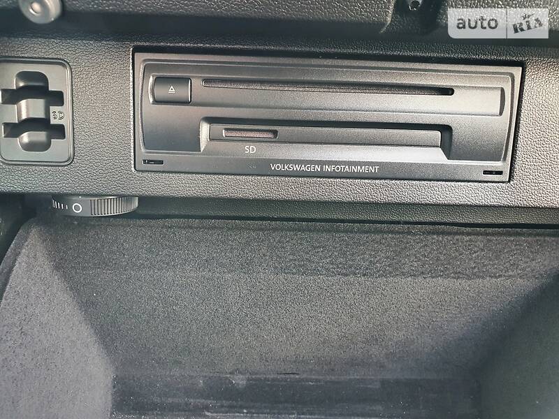Універсал Volkswagen Passat 2015 в Вінниці