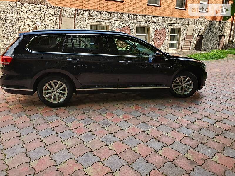 Універсал Volkswagen Passat 2015 в Вінниці