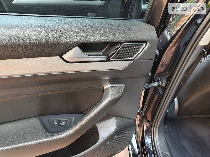 Універсал Volkswagen Passat 2015 в Вінниці