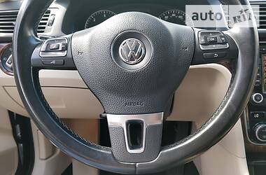 Седан Volkswagen Passat 2012 в 