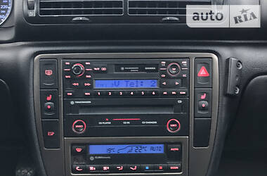 Універсал Volkswagen Passat 2002 в 