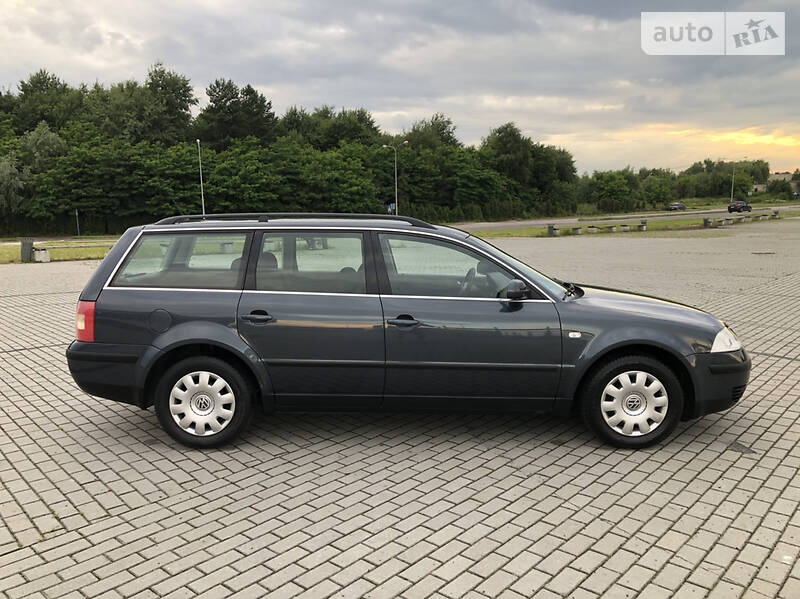 Универсал Volkswagen Passat 2002 в Львове
