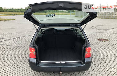 Універсал Volkswagen Passat 2002 в 