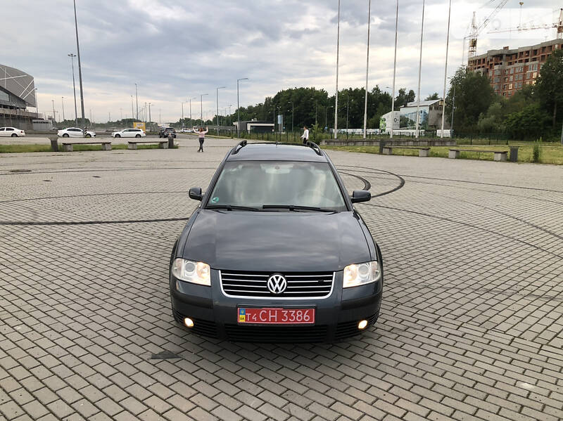 Универсал Volkswagen Passat 2002 в Львове