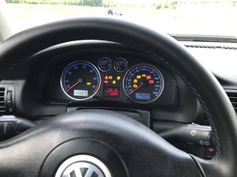 Универсал Volkswagen Passat 2002 в Львове