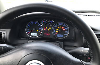 Універсал Volkswagen Passat 2002 в 