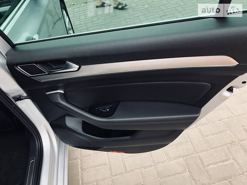 Универсал Volkswagen Passat 2016 в Константиновке