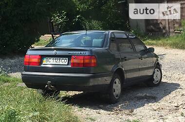 Седан Volkswagen Passat 1997 в Кременце