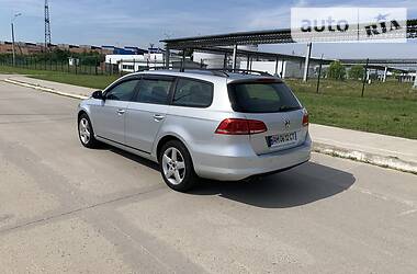 Універсал Volkswagen Passat 2013 в 