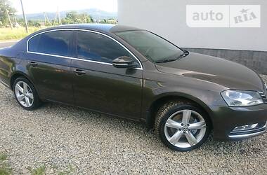 Седан Volkswagen Passat 2012 в 