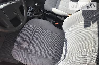 Седан Volkswagen Passat 1993 в 