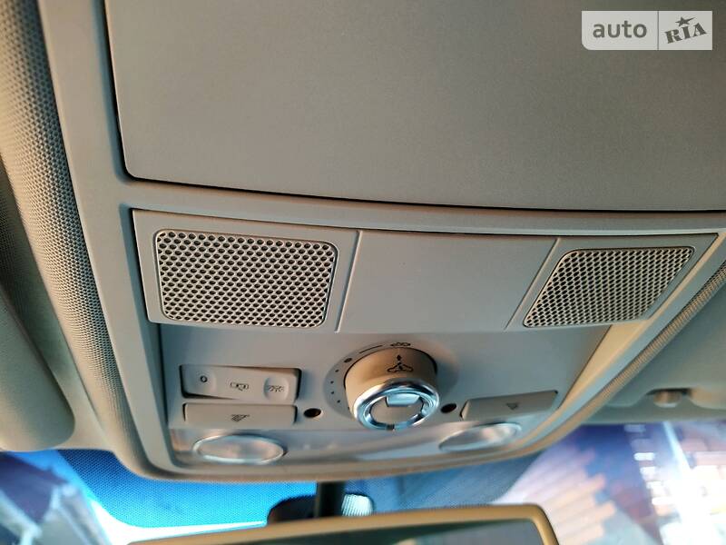 Седан Volkswagen Passat 2013 в Києві