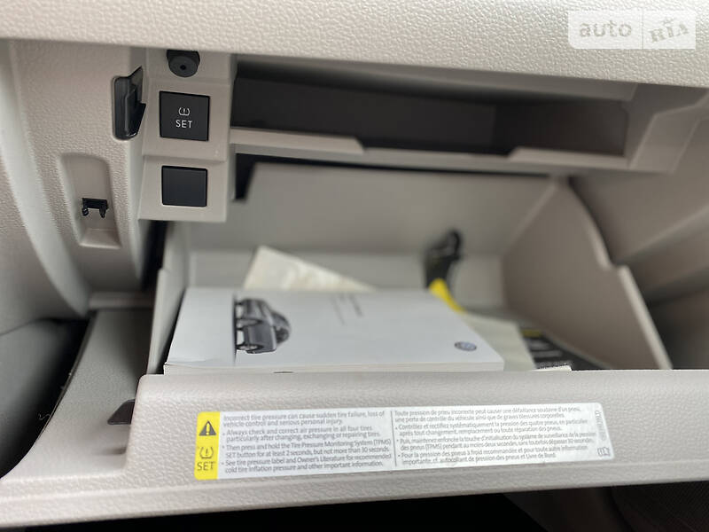 Седан Volkswagen Passat 2017 в Києві