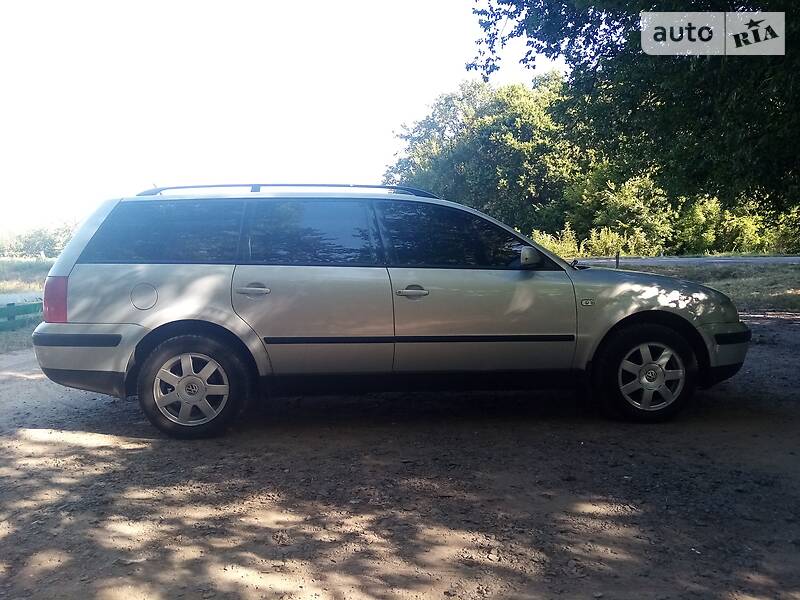Универсал Volkswagen Passat 2000 в Новоархангельске