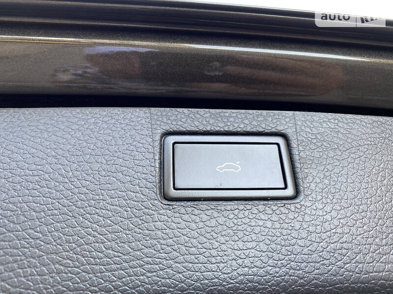 Універсал Volkswagen Passat 2012 в Броварах