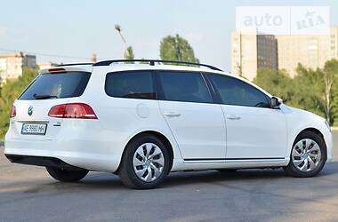 Універсал Volkswagen Passat 2013 в 