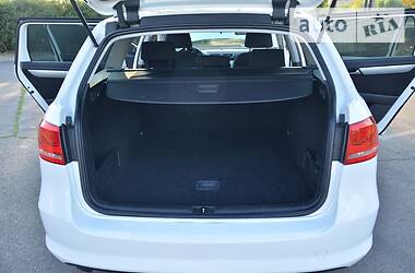 Універсал Volkswagen Passat 2013 в 