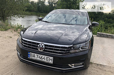 Седан Volkswagen Passat 2016 в Кропивницькому