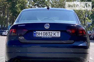 Седан Volkswagen Passat 2015 в 