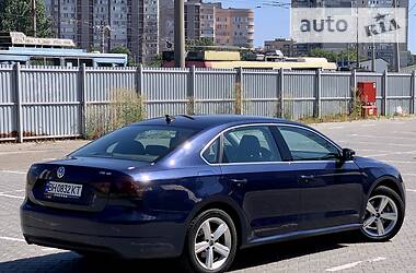Седан Volkswagen Passat 2015 в 