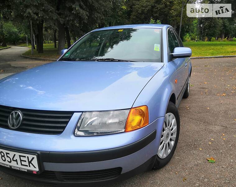 Седан Volkswagen Passat 1997 в Житомирі