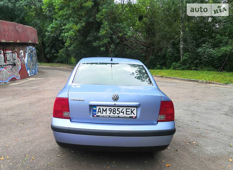 Седан Volkswagen Passat 1997 в Житомирі