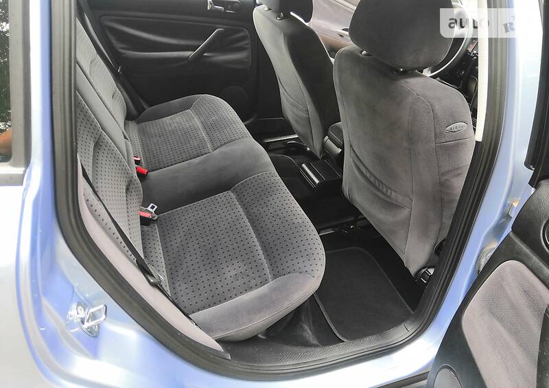 Седан Volkswagen Passat 1997 в Житомирі