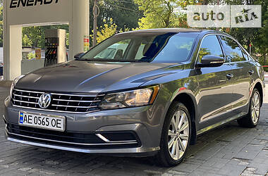 Volkswagen Passat 2015