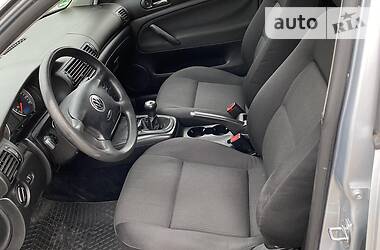Універсал Volkswagen Passat 2001 в 
