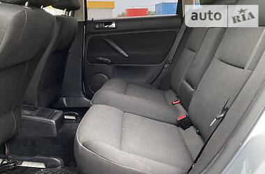 Універсал Volkswagen Passat 2001 в 