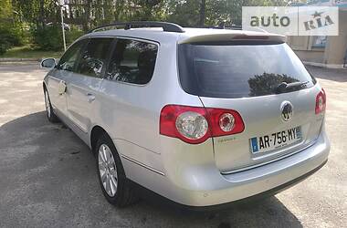 Універсал Volkswagen Passat 2010 в 
