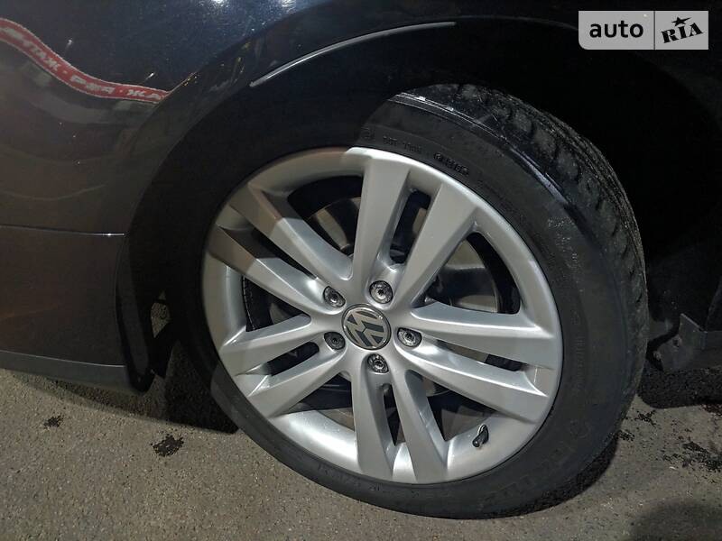 Універсал Volkswagen Passat 2006 в Києві