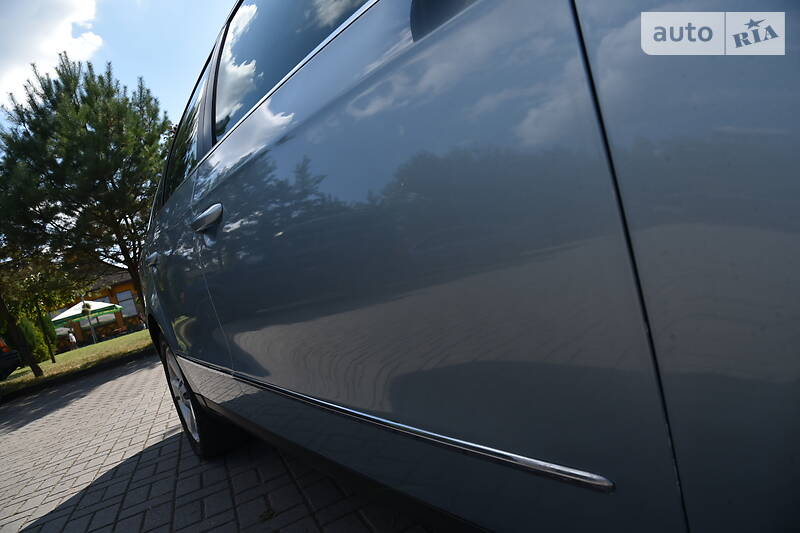Універсал Volkswagen Passat 2008 в Дрогобичі