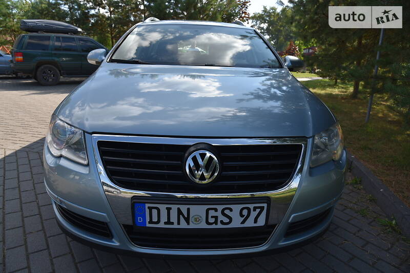 Універсал Volkswagen Passat 2008 в Дрогобичі