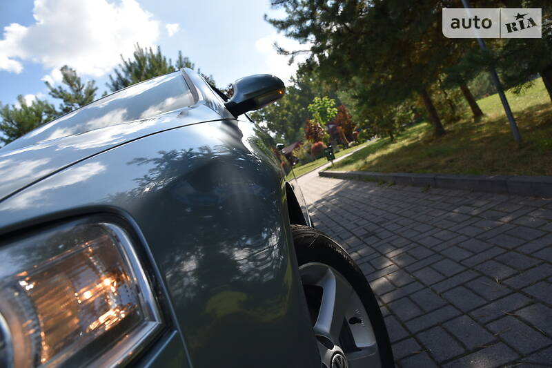 Універсал Volkswagen Passat 2008 в Дрогобичі