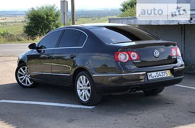 Седан Volkswagen Passat 2007 в 
