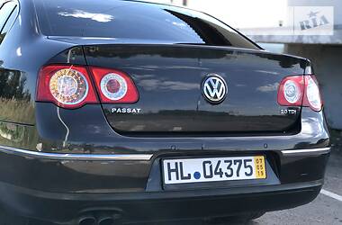 Седан Volkswagen Passat 2007 в 