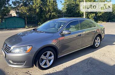 Седан Volkswagen Passat 2012 в Каховке