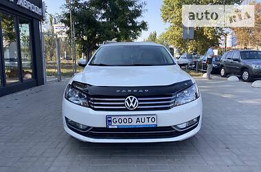 Седан Volkswagen Passat 2013 в Херсоне