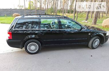 Універсал Volkswagen Passat 2001 в 